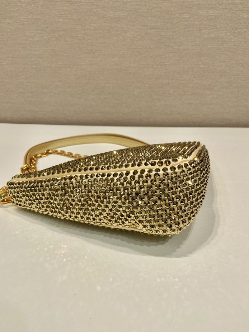 Pra*a triangle pouch
